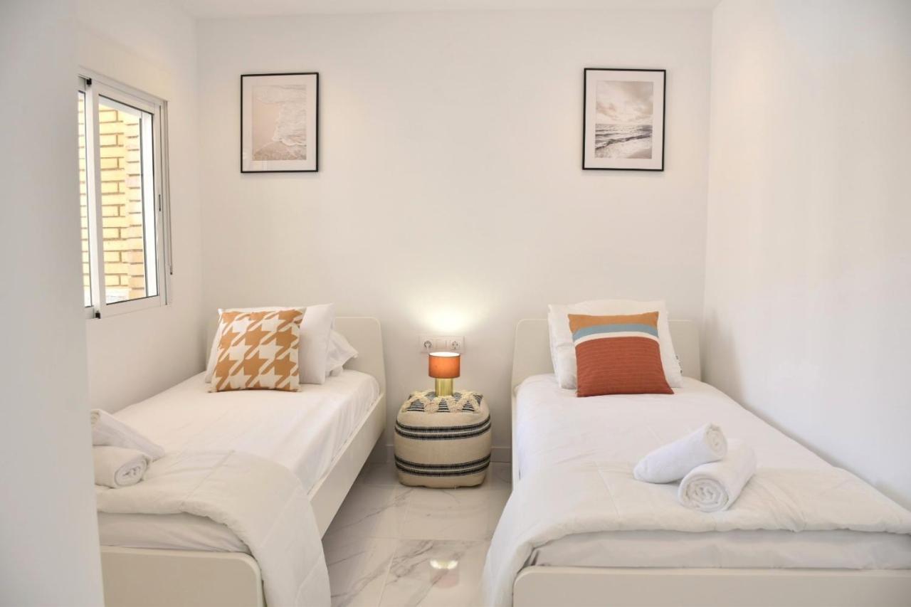 Appartement Myflats Deluxe Seafront à Arenales del Sol Extérieur photo