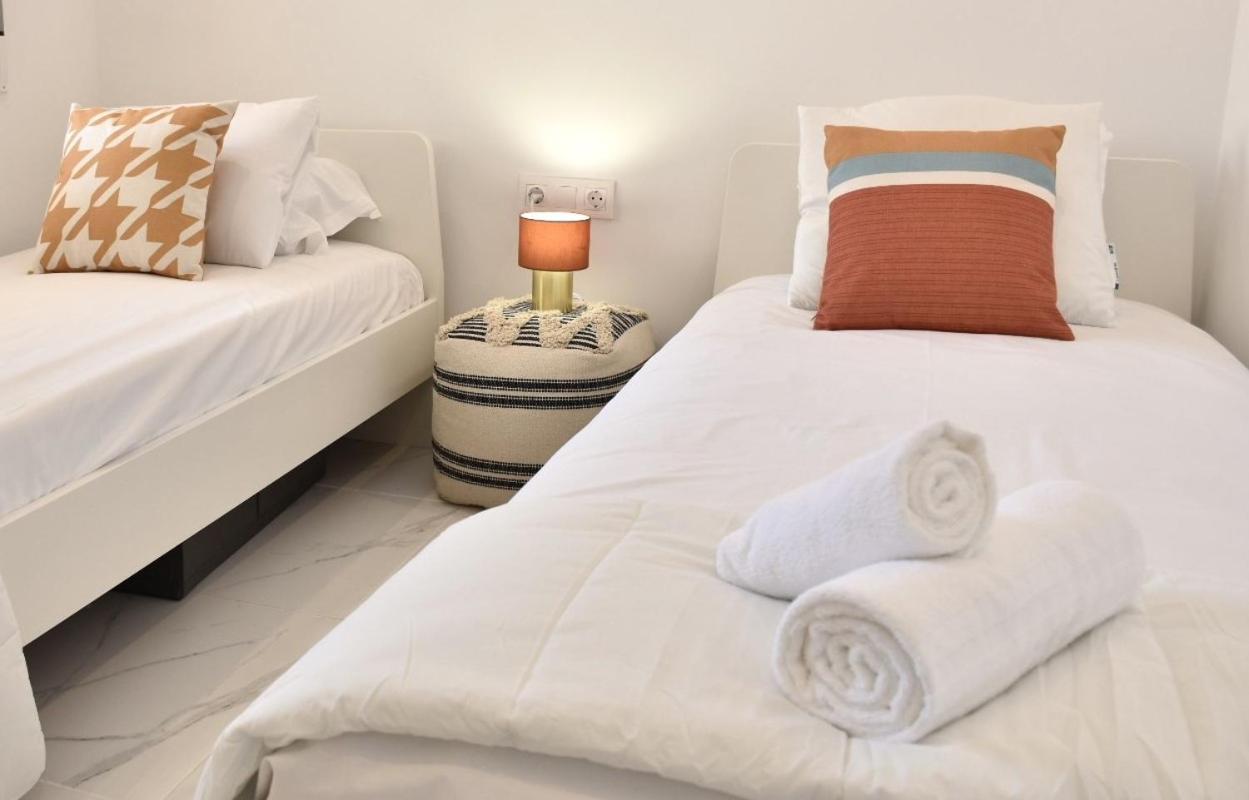 Appartement Myflats Deluxe Seafront à Arenales del Sol Extérieur photo